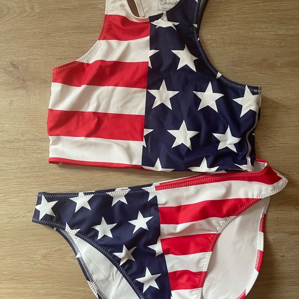 AMERICAN FLAG TWO PIECE - SZ XL